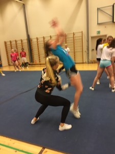 Cheerleading_Tampere_Yksityivalmennus